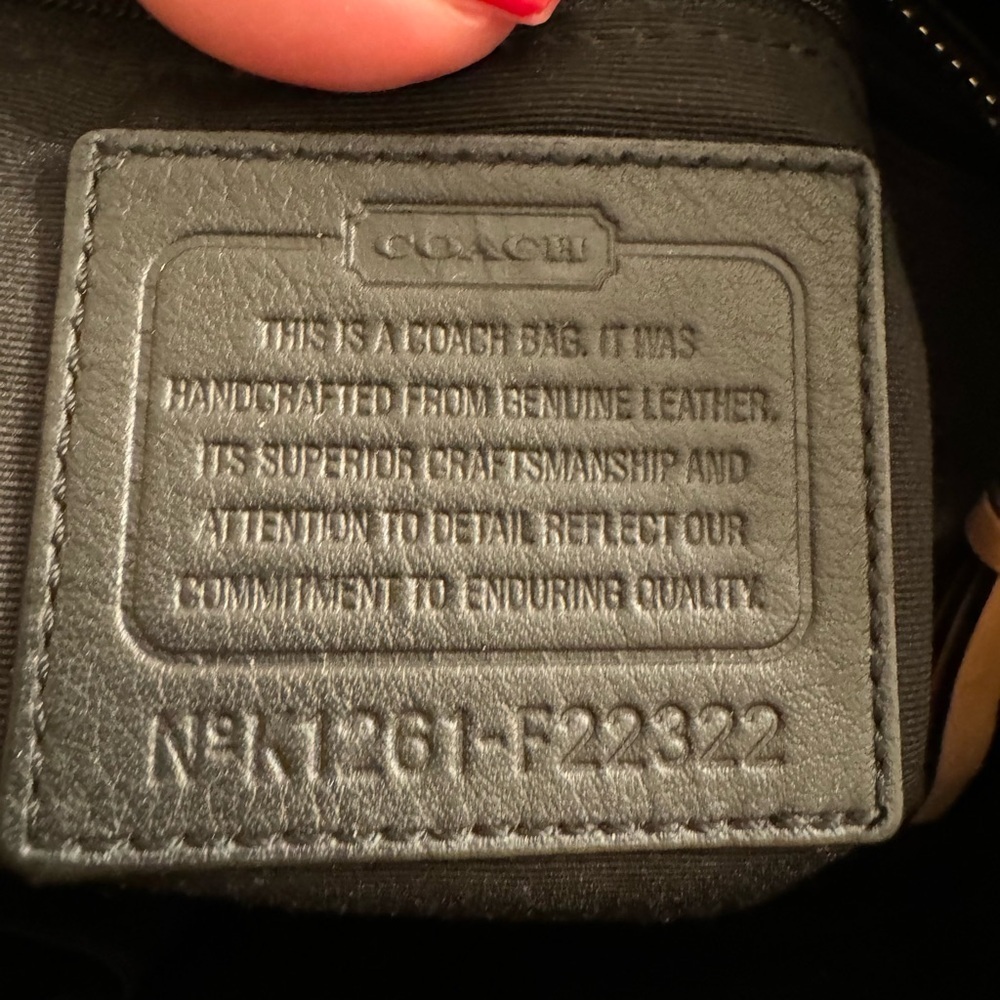 Coach Patent Set - Picture 2 of 16